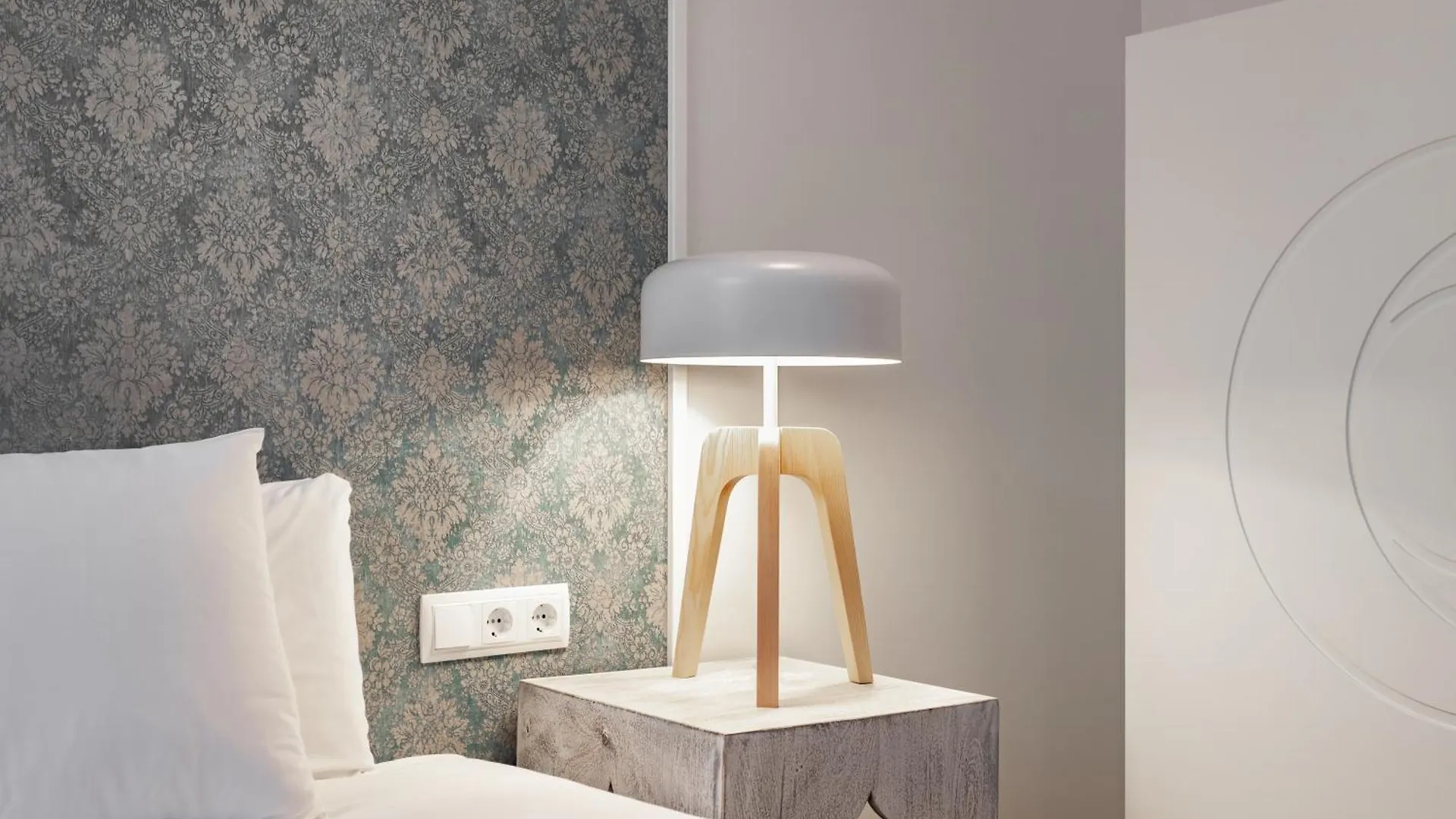 Art House Fira Apartments Barcelona