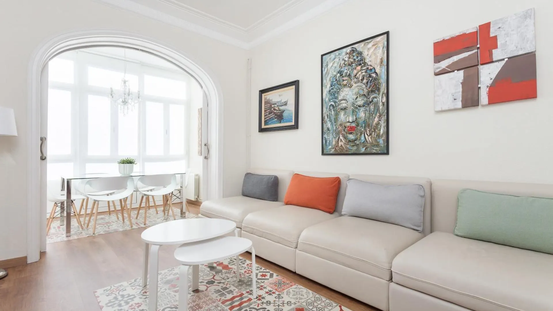 Art House Fira Apartments Barcelona