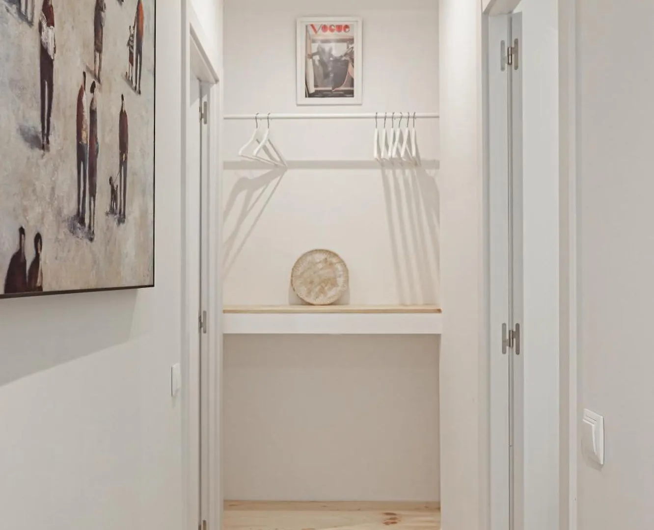 Art House Fira Apartments 0*, Barcelona Spain