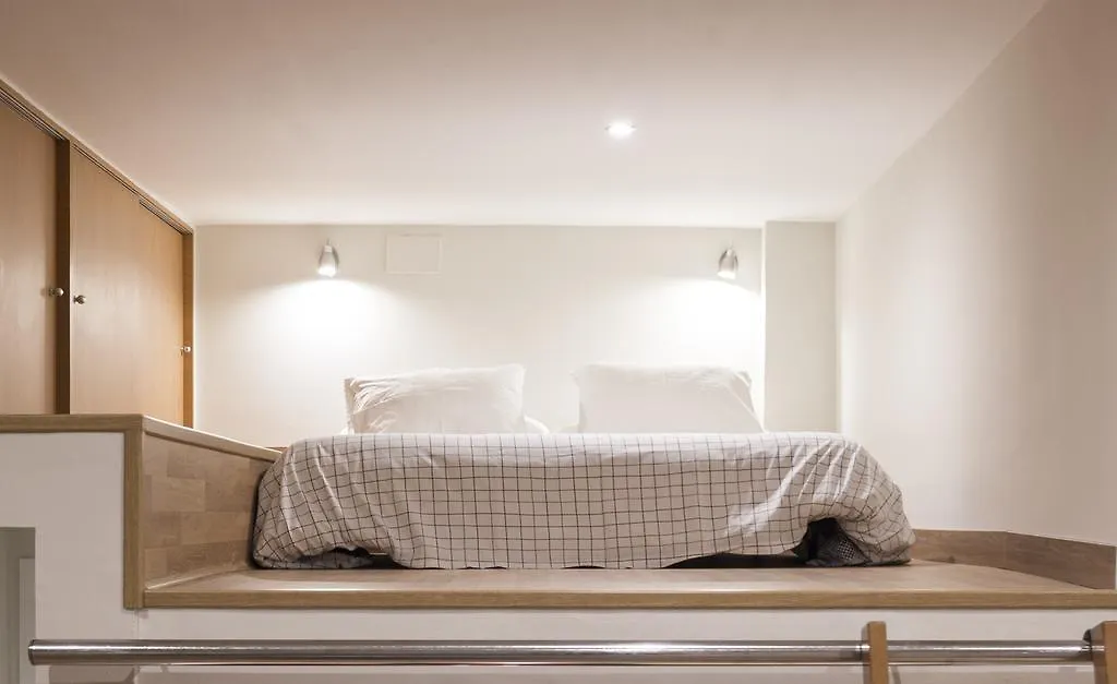 Art House Fira Apartments  Barcelona