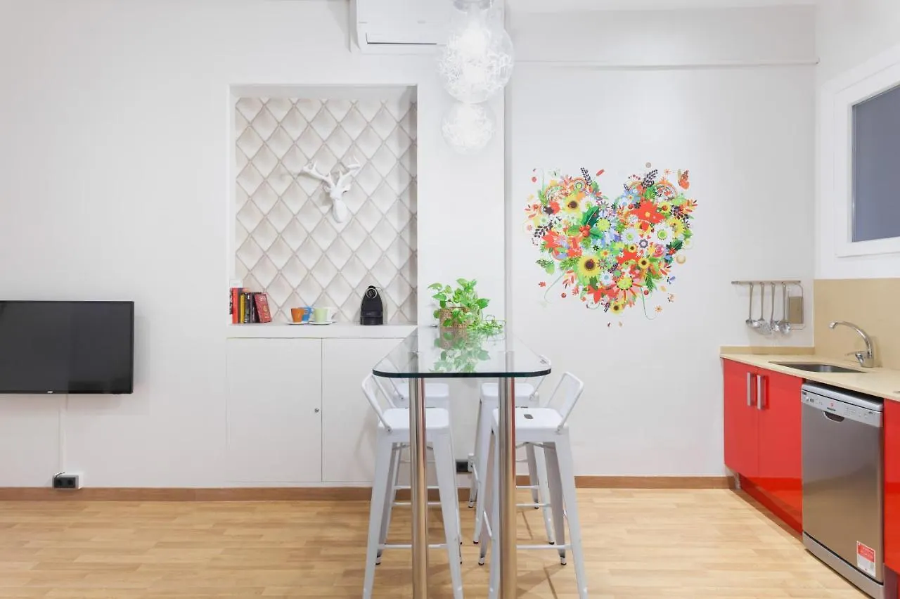 Art House Fira Apartments 0*, Barcelona